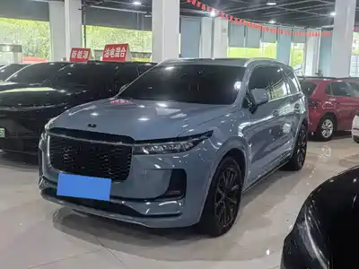 Li Auto ONE