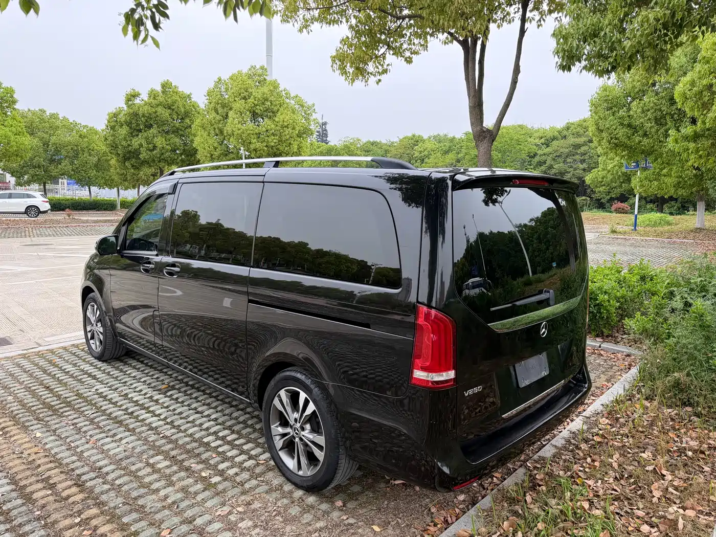 Mercedes-Benz V-Class 2018 V 260 Navigator Edition China VI фото 16