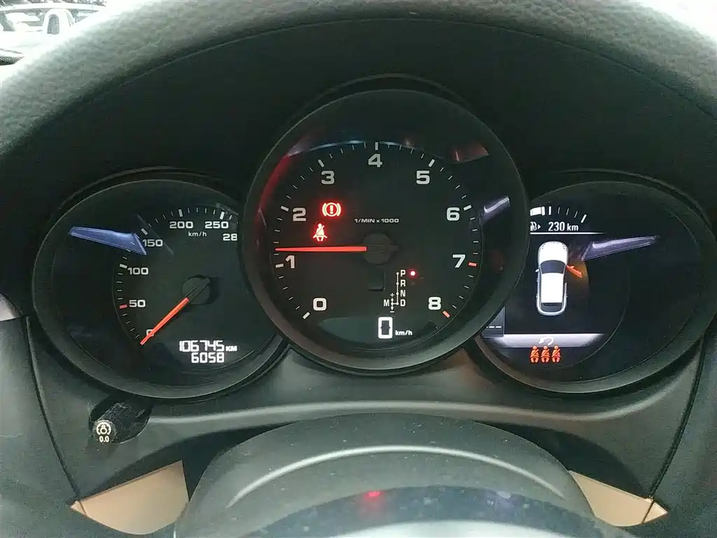 Porsche Macan 2018 Macan 2.0T фото 8