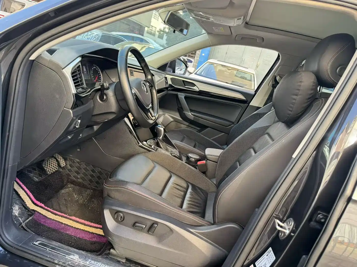 Volkswagen Tayron 2019 330TSI 2WD Luxury China VI фото 7