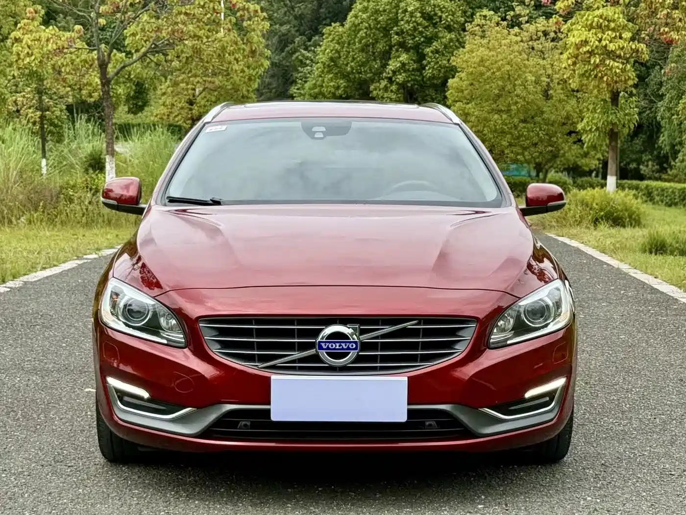 Volvo V60 2013 2014 T5 Wisdom & Elegance