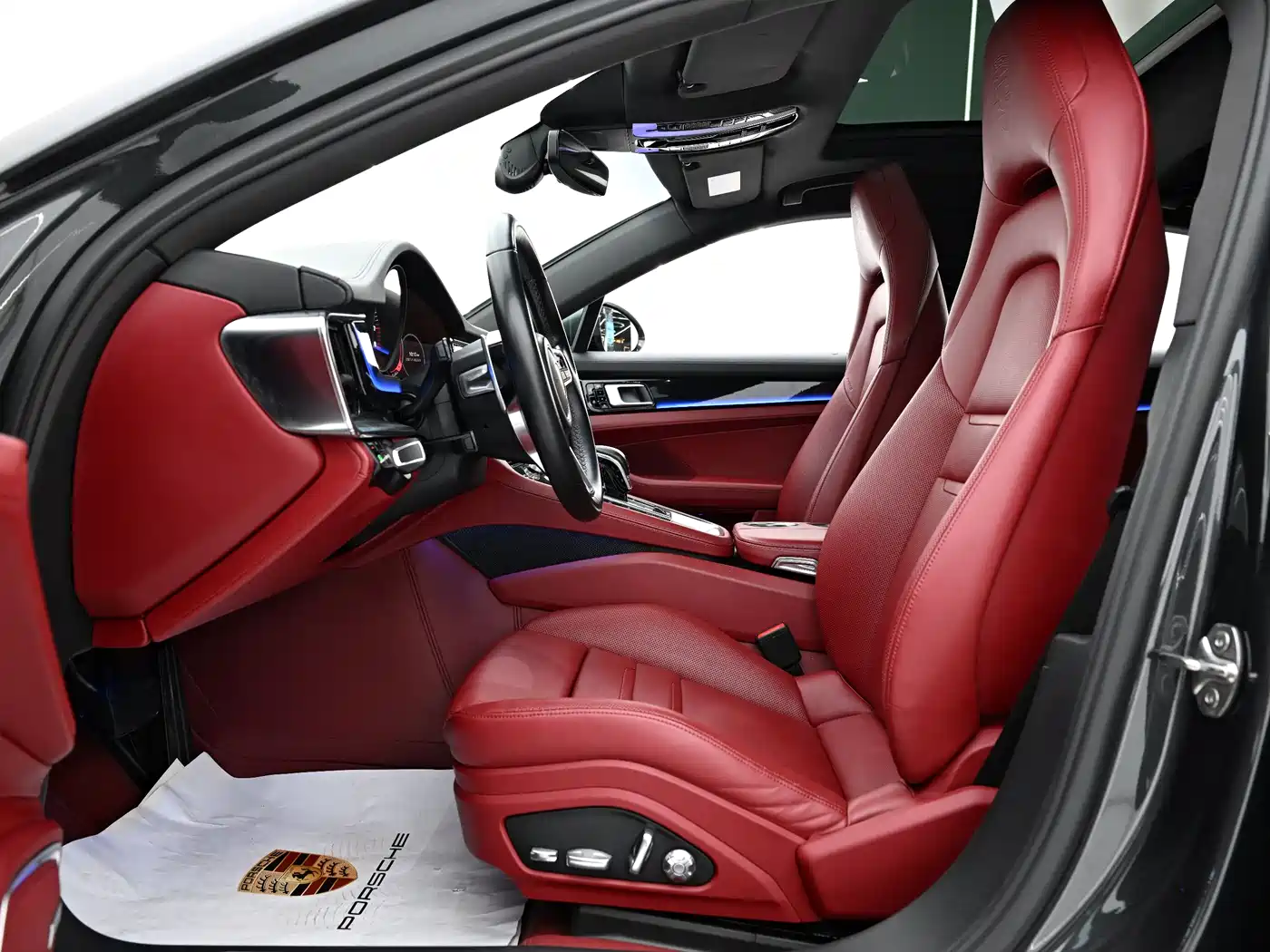 Porsche Panamera 2020 Panamera 10th Anniversary Edition 2.9T фото 3