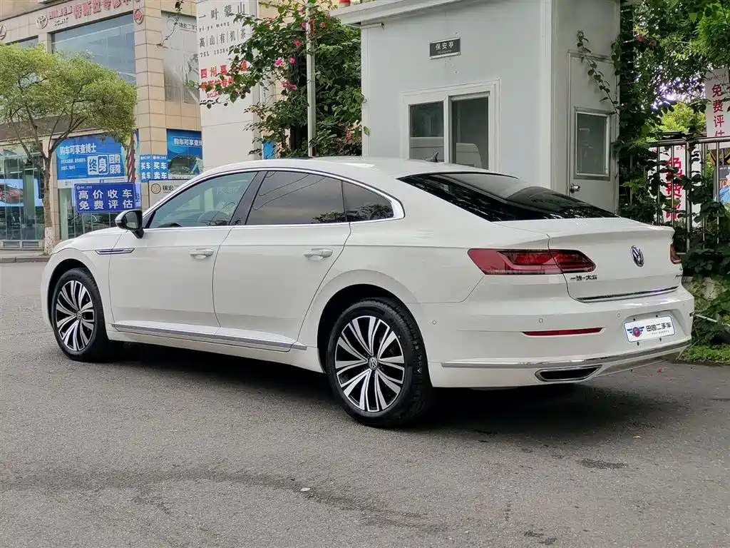 Volkswagen FAW-Volkswagen CC 2020 330TSI Glamour Version China VI фото 4