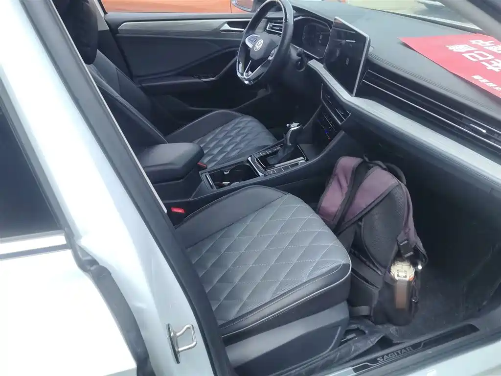 Volkswagen Sagitar 2023 Model Year 280TSI DSG Surpass Edition фото 20