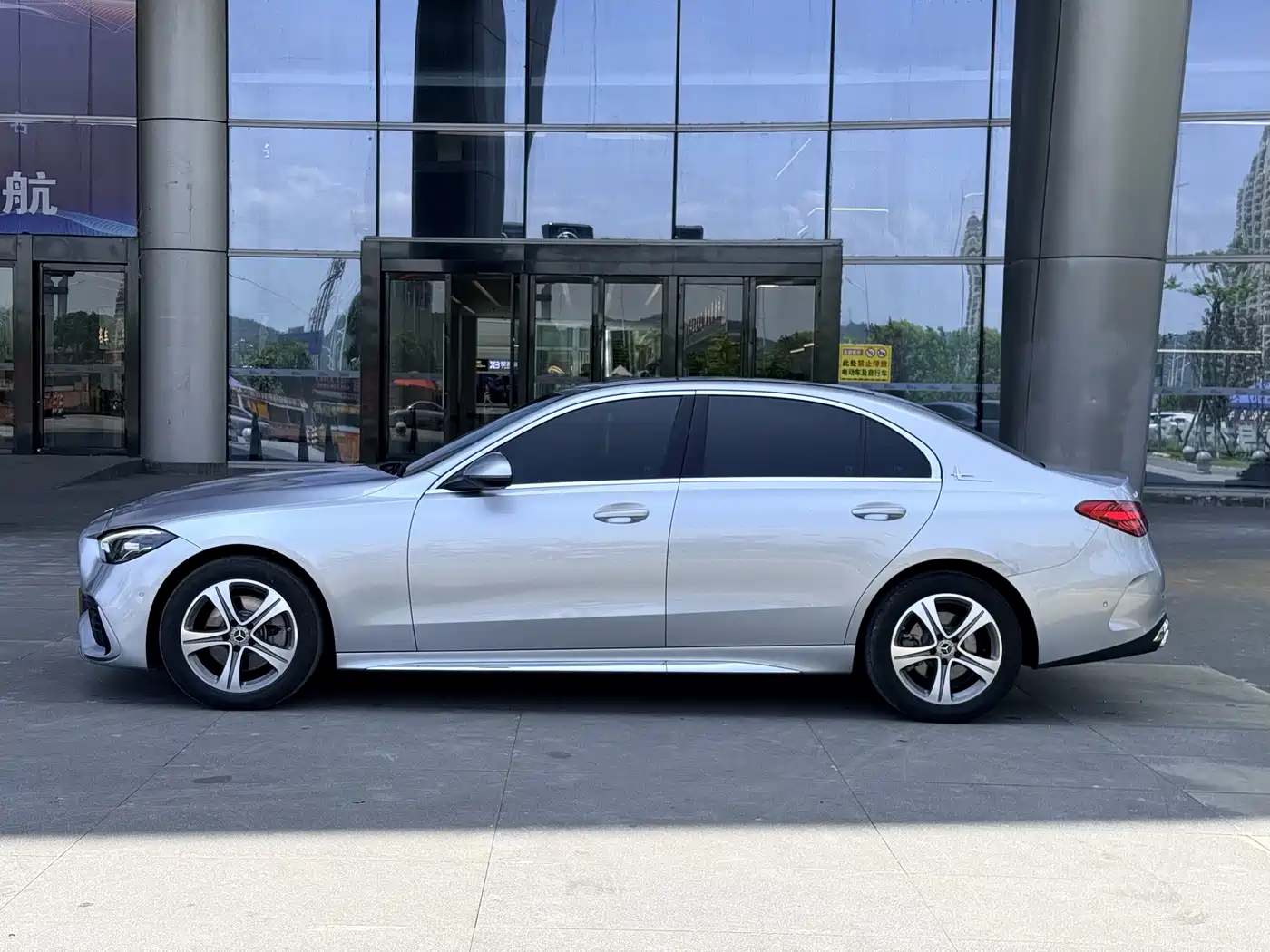 Mercedes-Benz C-Class 2022 Facelift C 200 L Sport фото 4