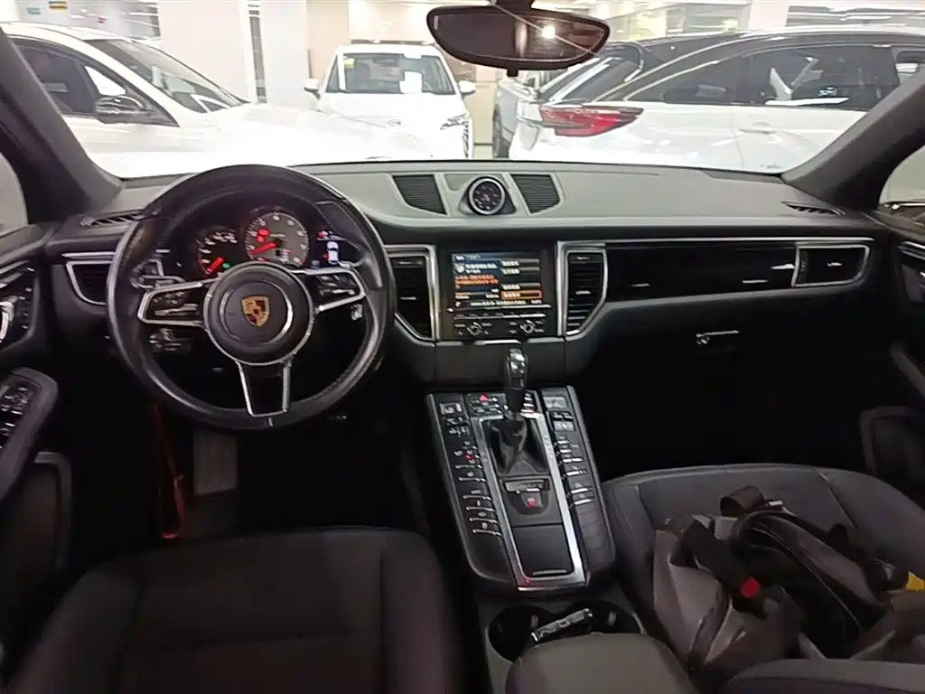 Porsche Macan 2016 Macan S 3.0T фото 10