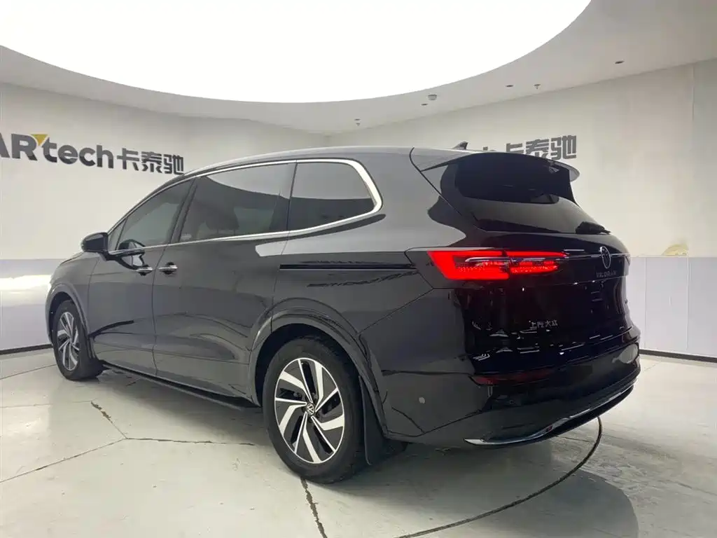 Volkswagen Viloran 2023 Facelift 380TSI Prestige Edition фото 8