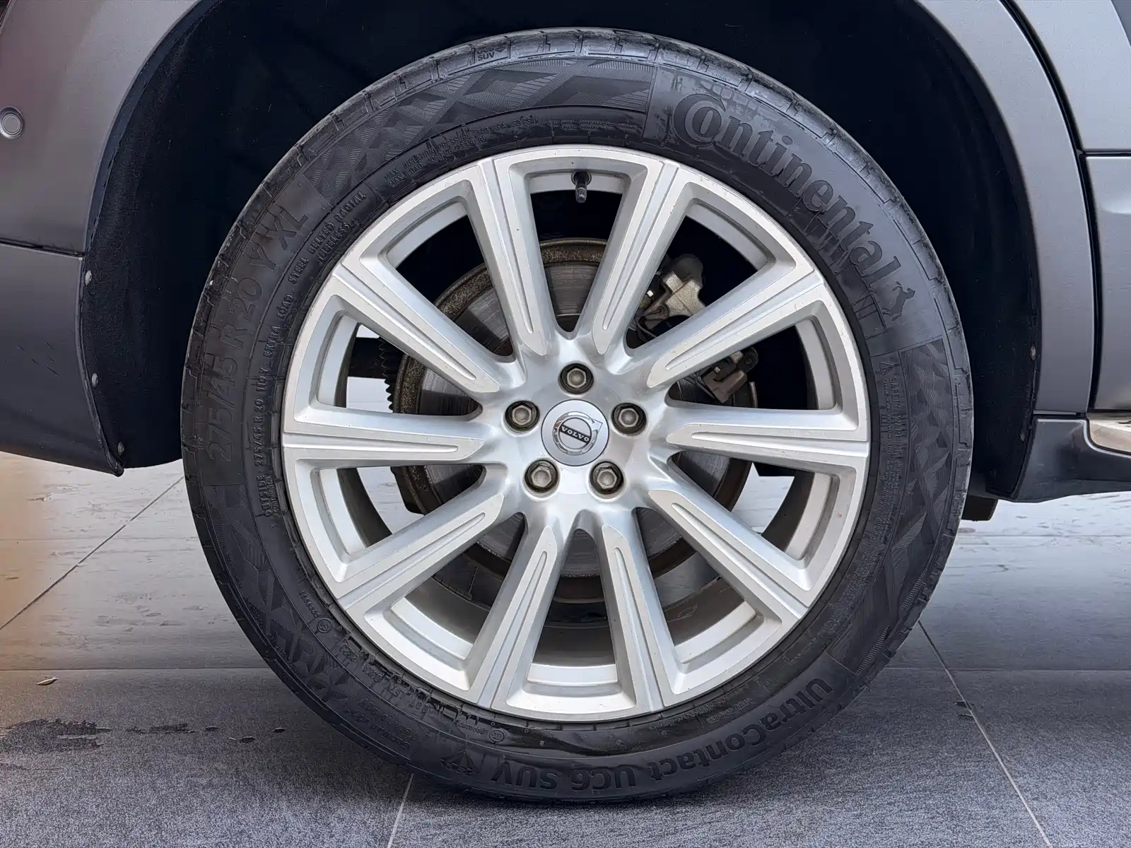Photo 9 - Volvo XC90