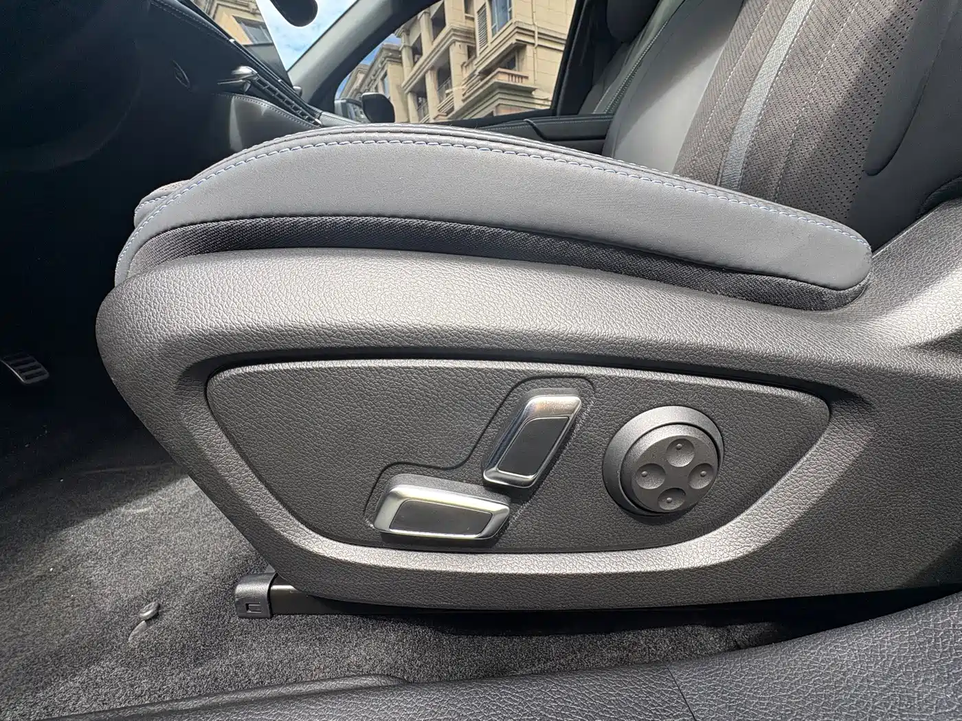 Geely Preface 2025 2026 Orient Yao 2.0TD Moonview Edition