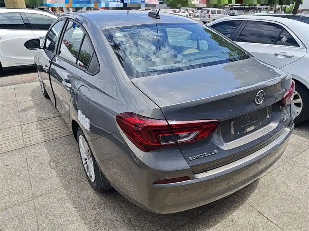Buick Excelle 2018 15N CVT Elite фото 5
