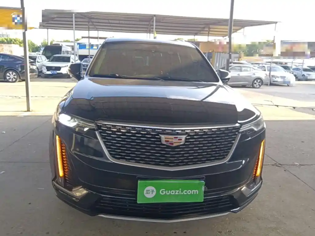 Фото 3 - Cadillac XT6