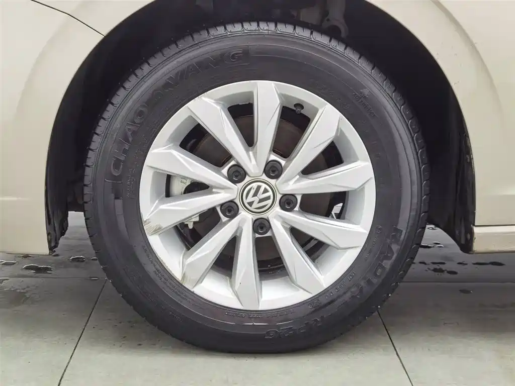 Volkswagen Bora 2019 1.5L Auto Fashion Model фото 17