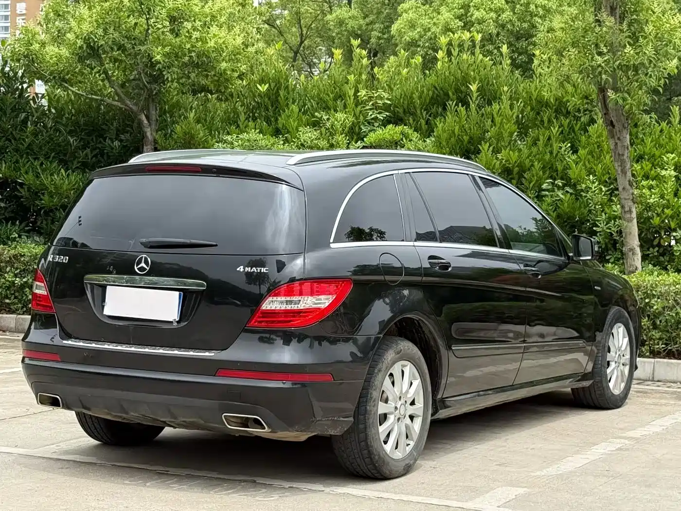 Mercedes-Benz R-Class 2017 R 320 4MATIC Business Collector's Edition фото 5