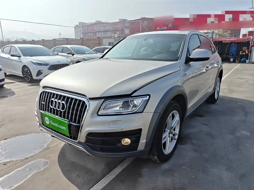 AUDI Q5