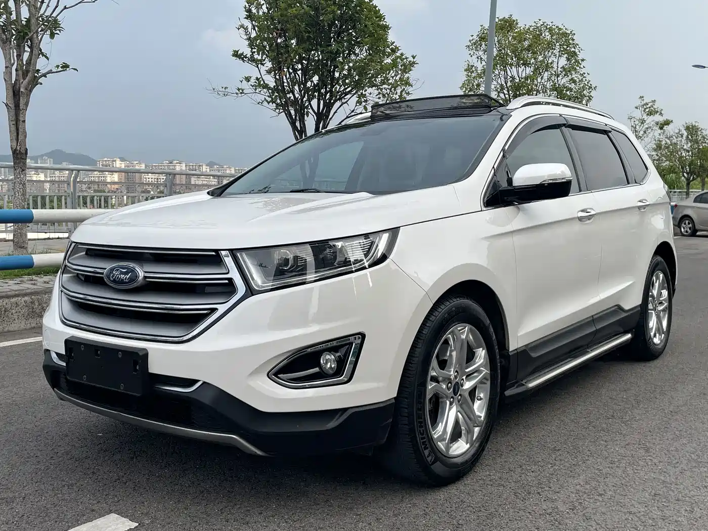 Ford Edge 2016 2015 2.0T GTDi 2WD Luxury