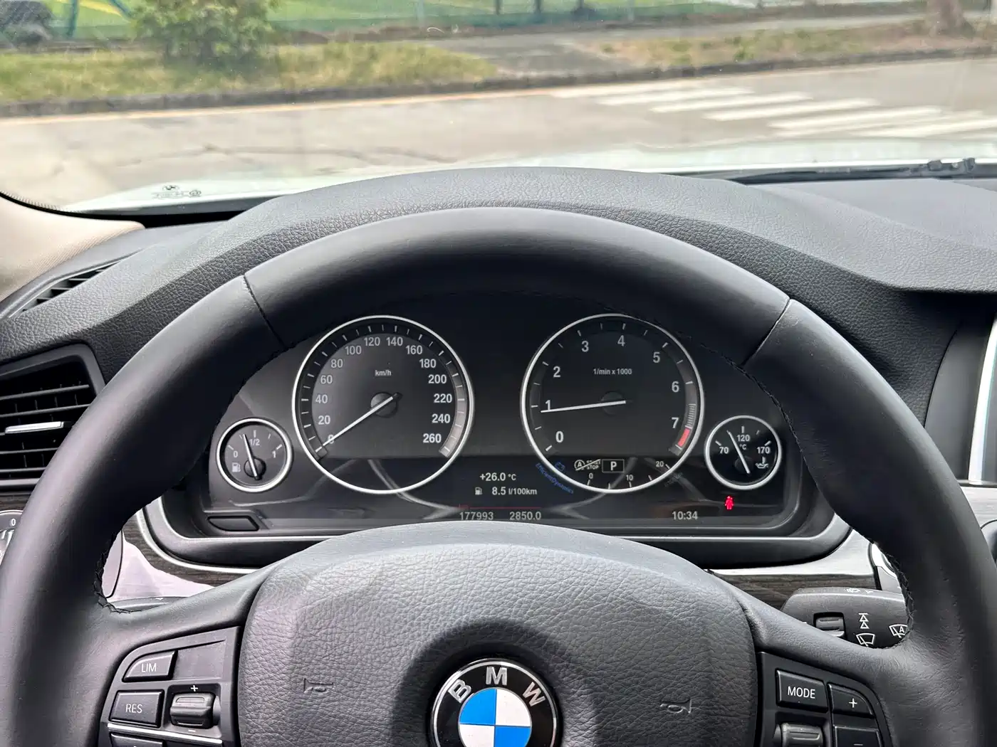 BMW 5 Series 2014 525Li Luxury Design Package фото 13