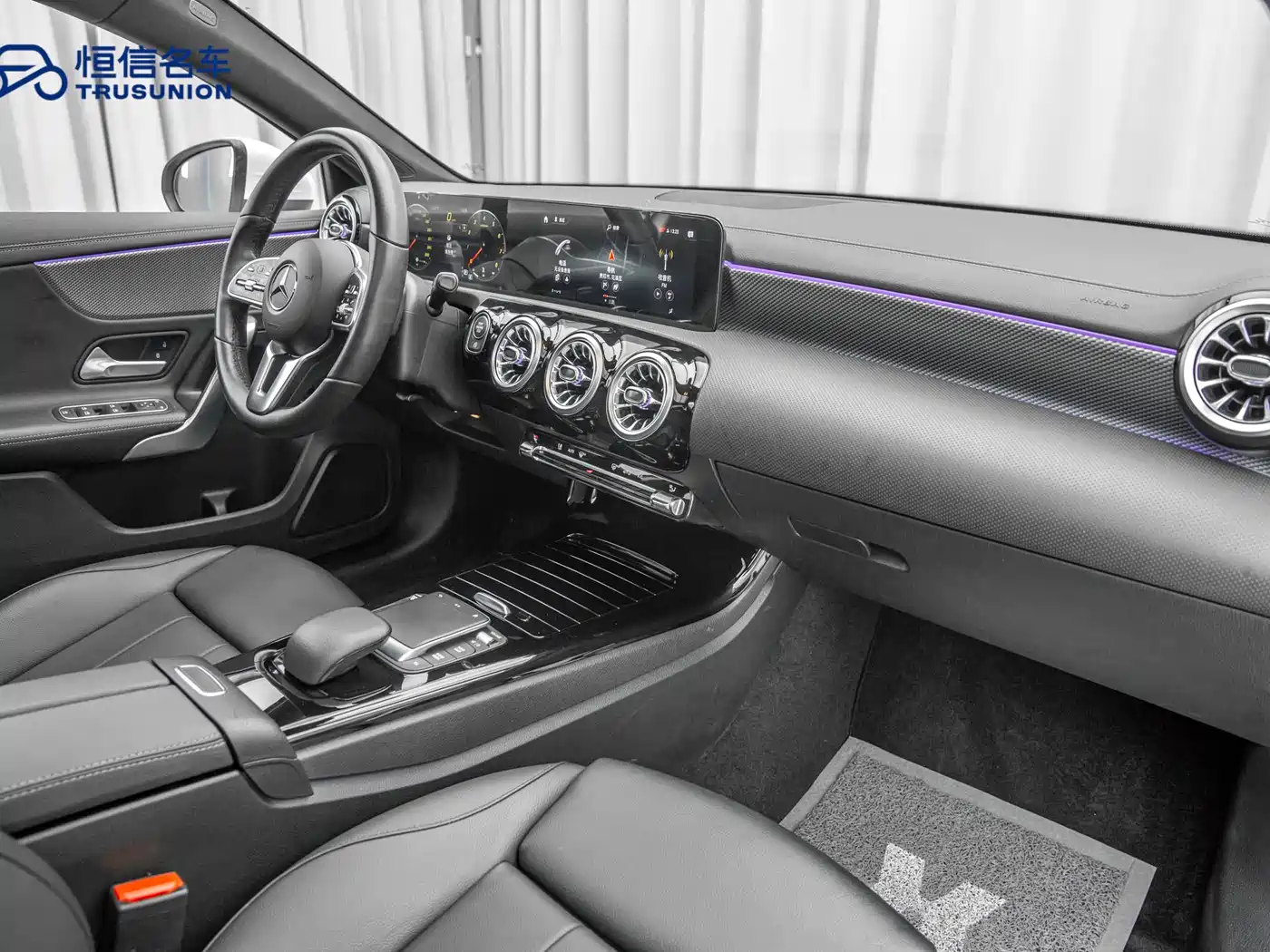 Mercedes-Benz A-Class 2022 A 180 L Sport Sedan фото 13