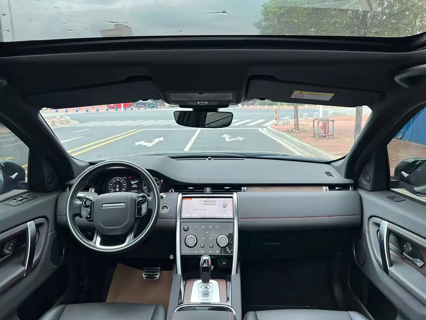 Land Rover Discovery Sport 2020 249PS R-Dynamic Performance фото 8