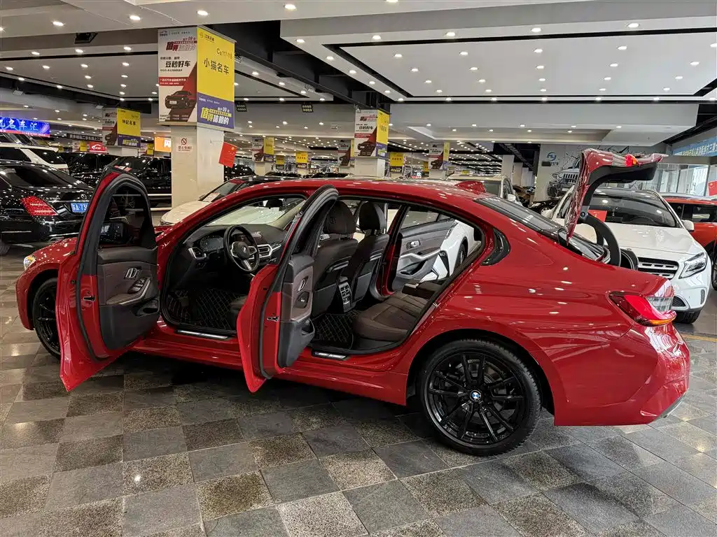 BMW 3 Series 2022 325Li M Sport Package фото 29