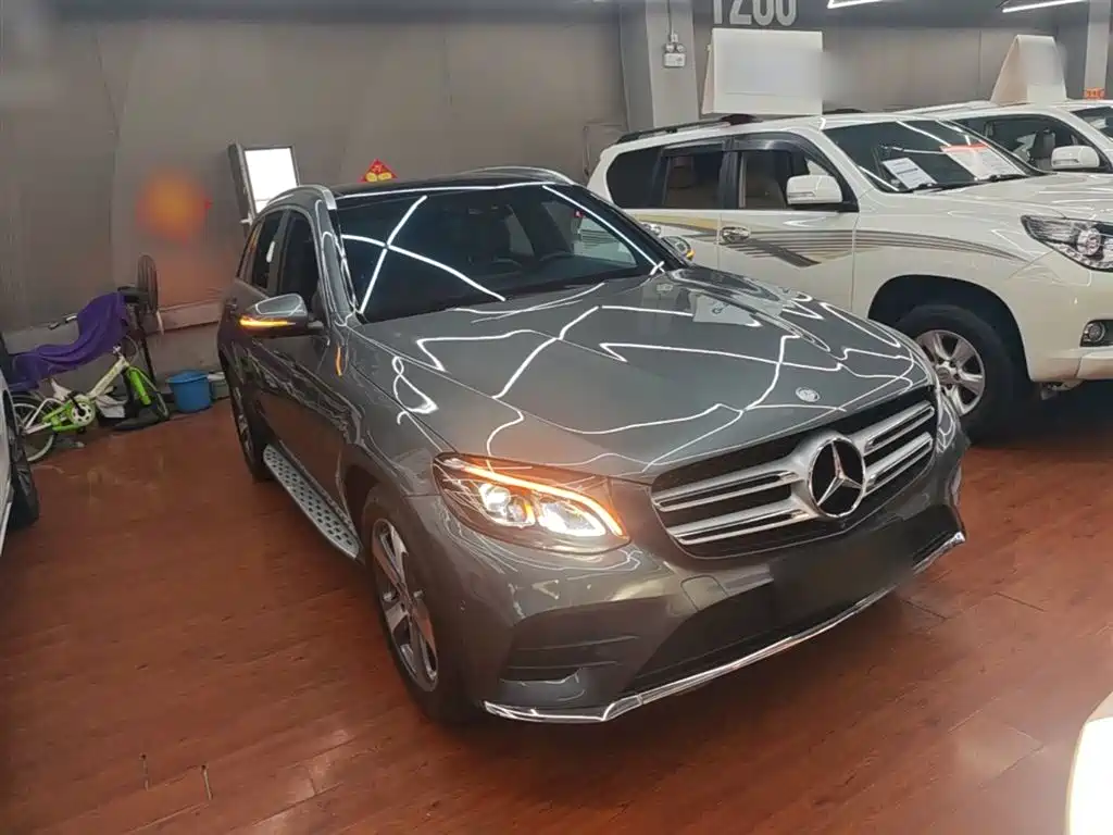 Mercedes-Benz GLC 2017 GLC 260 4MATIC Luxury фото 4