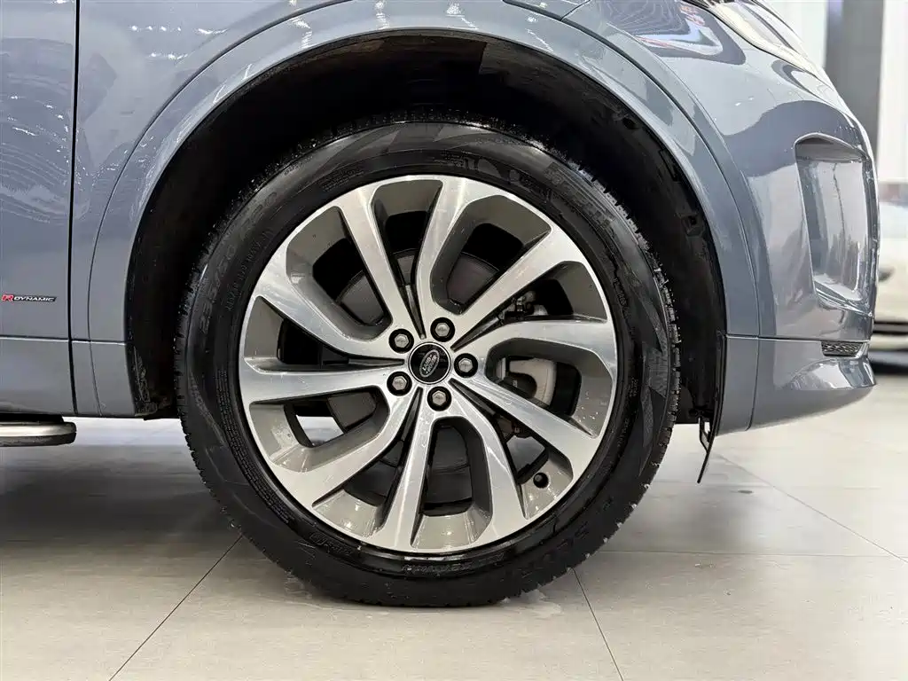 Land Rover Discovery Sport 2022 Model 249PS R-Dynamic S Performance Edition 5-Seater фото 15