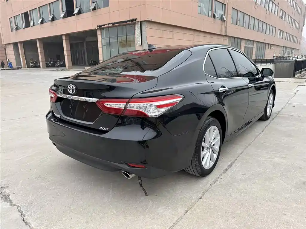 Toyota Camry 2021 2.0G Luxury Edition фото 6