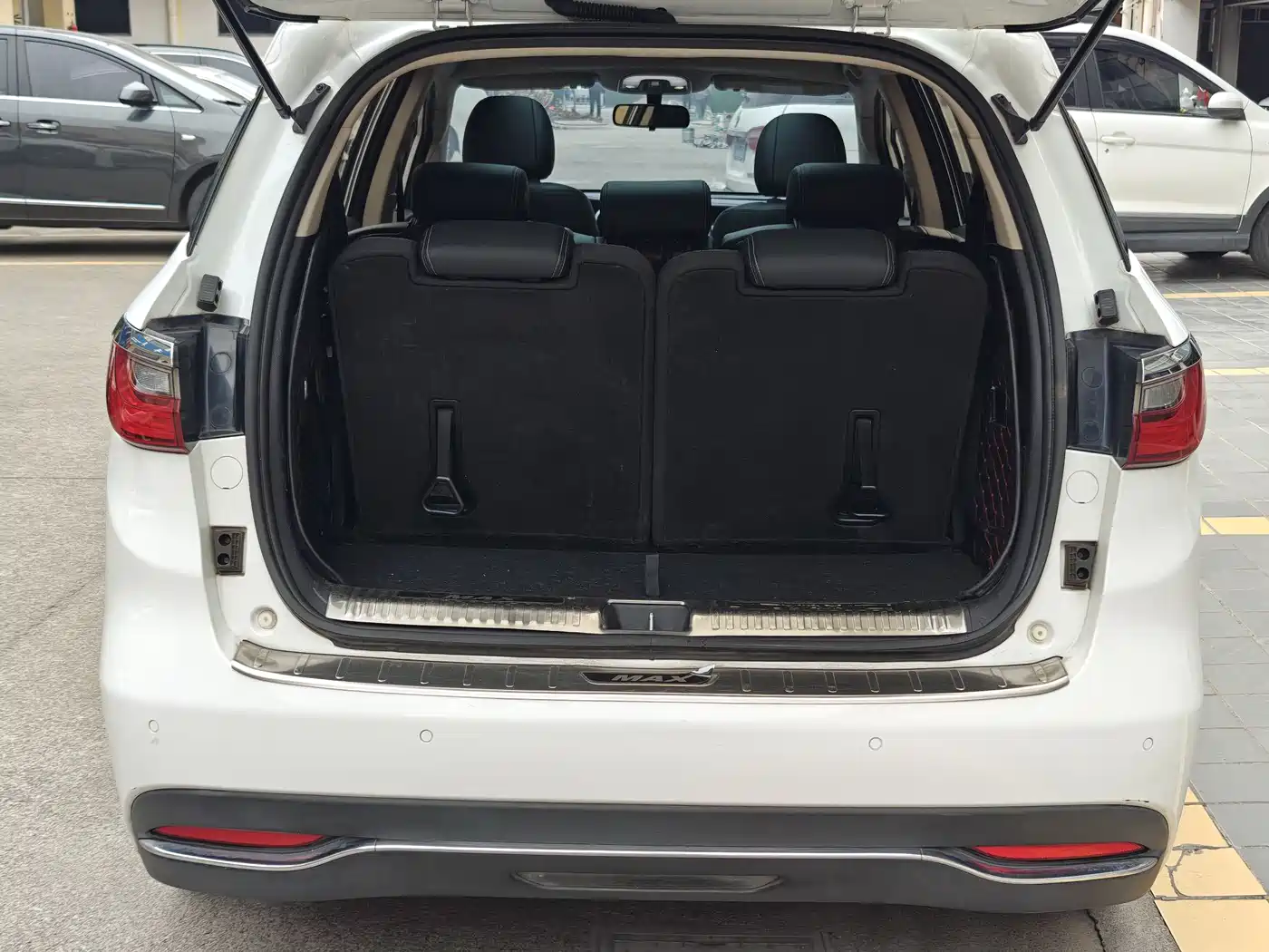 BYD Song MAX 2017 1.5T Auto Smart Elite 7-Seater фото 6
