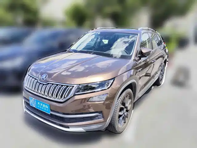 Škoda Kodiaq 2018 Facelift TSI330 7-seat 2WD Premium Luxury Edition — фото 1