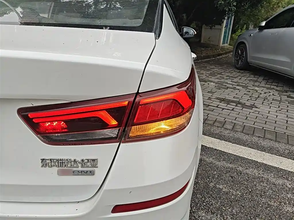 Kia K5 2019 Pro 2.0L Automatic Luxury Edition China V фото 8