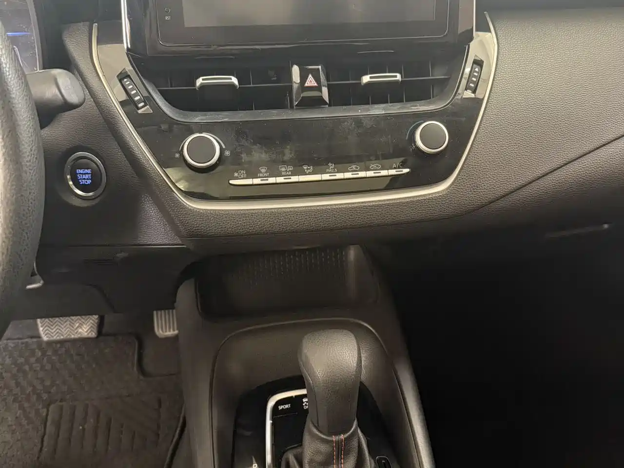 Toyota Corolla 2022 1.2T S-CVT Pioneer PLUS Edition фото 9