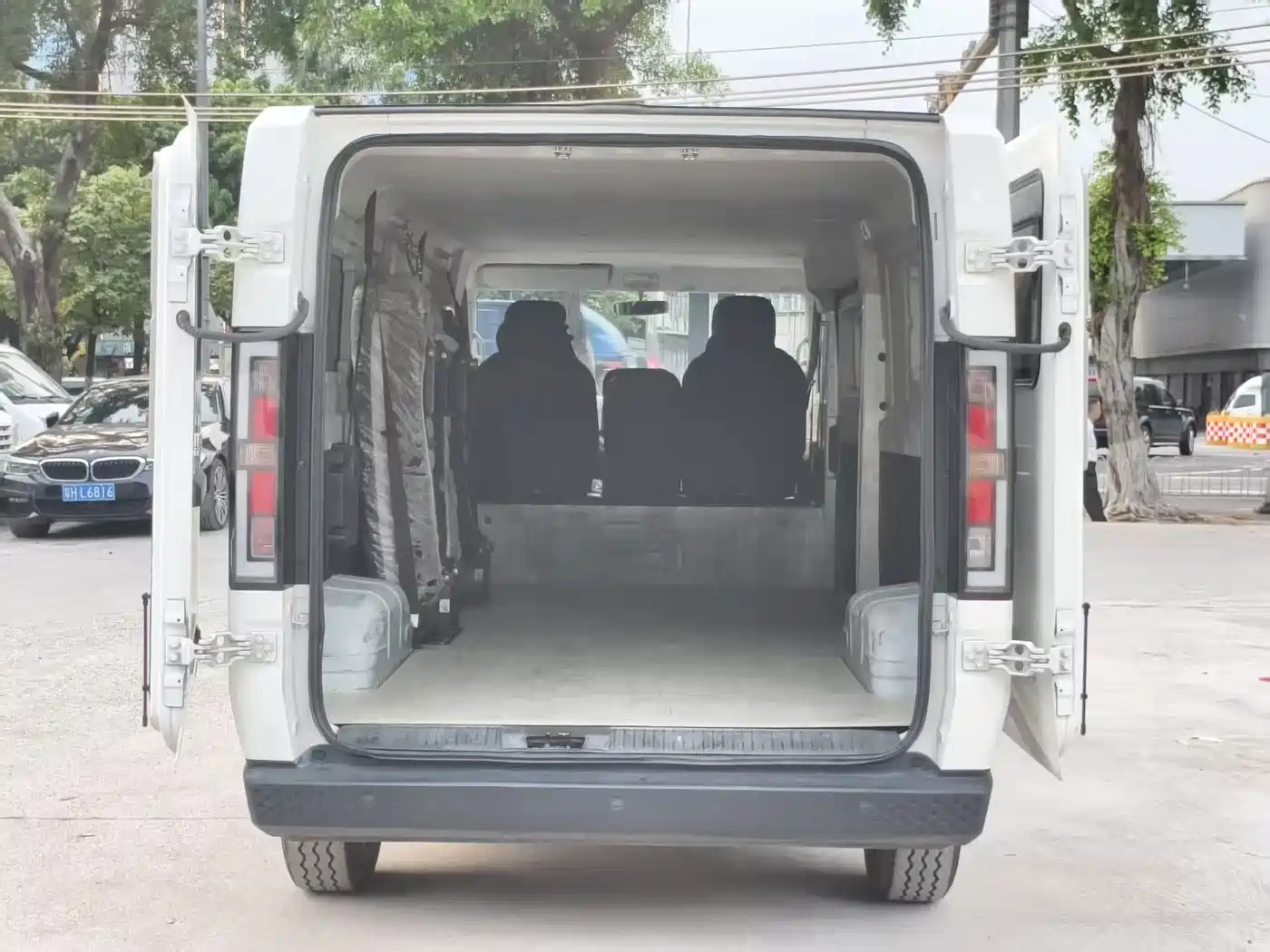SRM Xinyuan Xinyuan E3L 2025 2025 Ningde 53.58Kwh 365KM Practical Passenger Vehicle