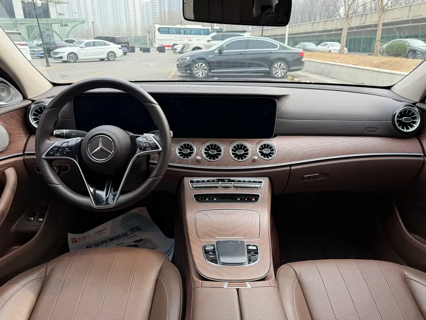 Mercedes-Benz E-Class New Energy 2023 E 350 e L Plug-in Hybrid Sedan фото 6