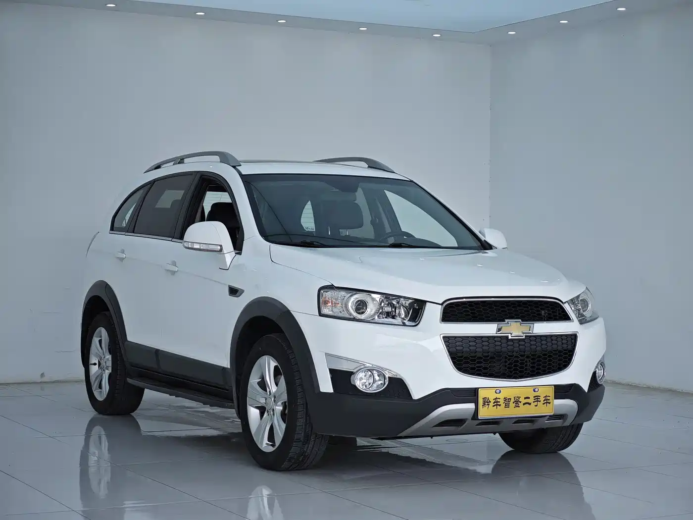 Chevrolet Captiva 2012 2.4L 4WD Flagship Edition 7-Seater фото 3