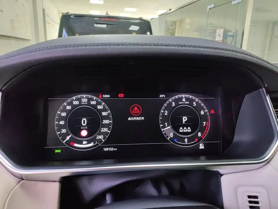 Фото 8 - Land Rover Range Rover Sport