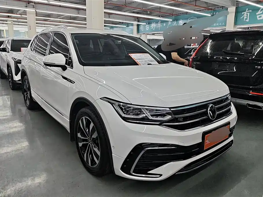 Volkswagen Tiguan L 2022 330TSI Automatic 2WD R-Line Flagship Edition