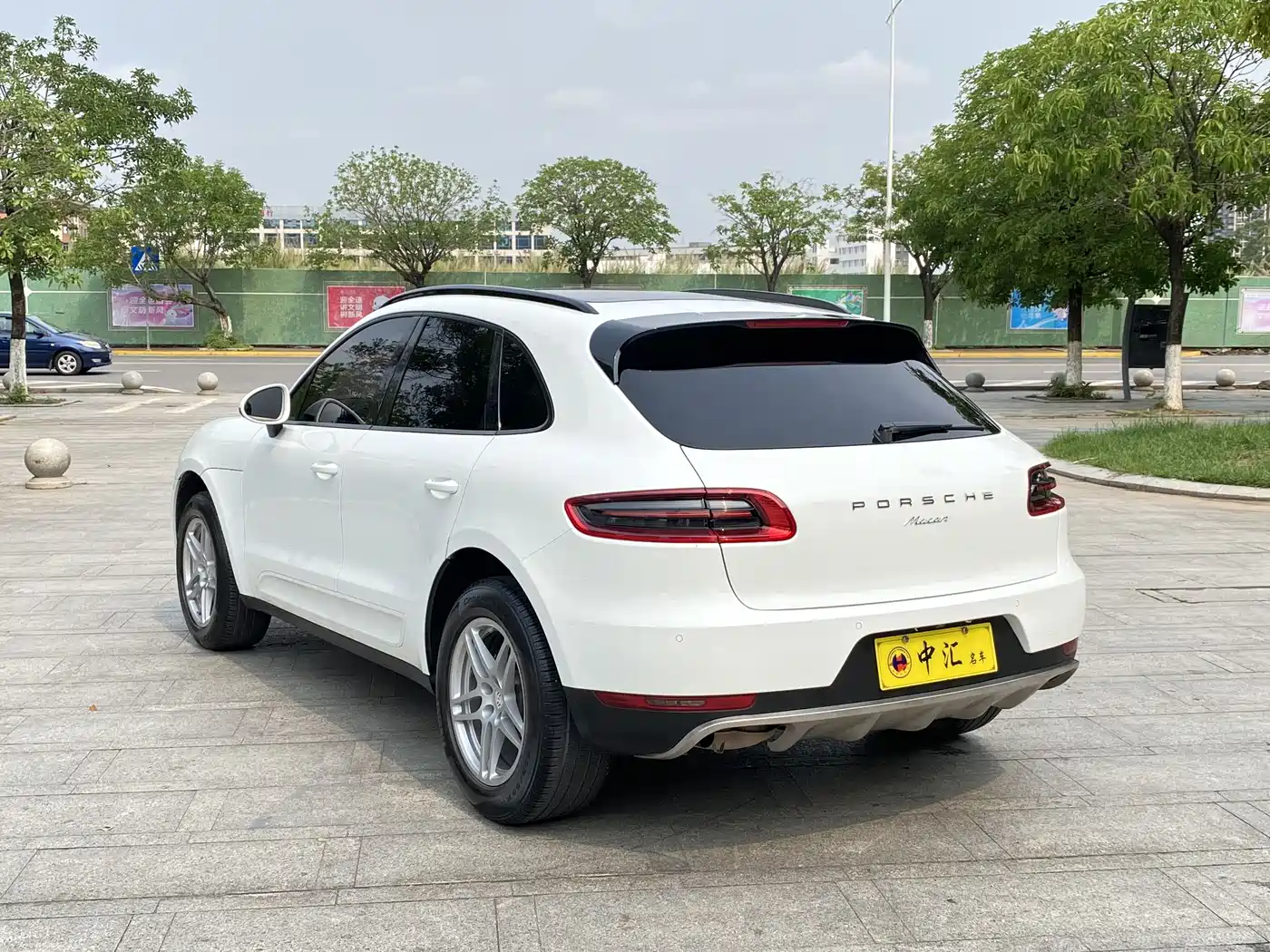 Porsche Macan 2017 Macan 2.0T фото 7