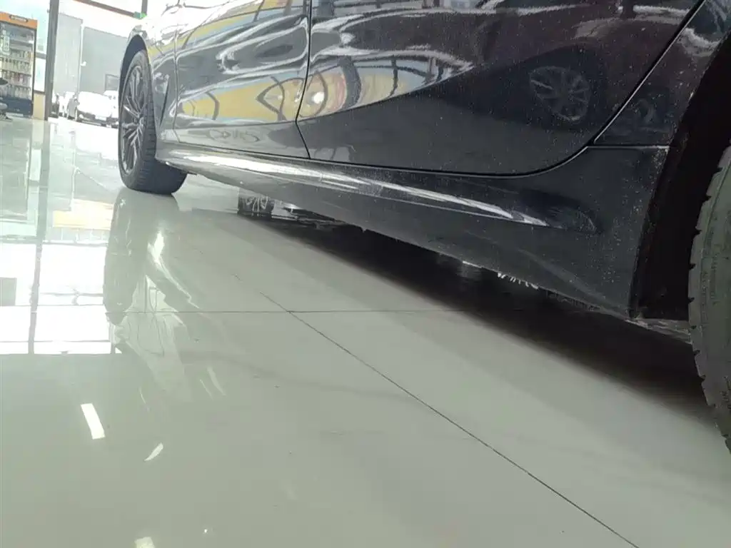 BMW 3 Series 2023 325Li M Sport Black Night Package фото 22