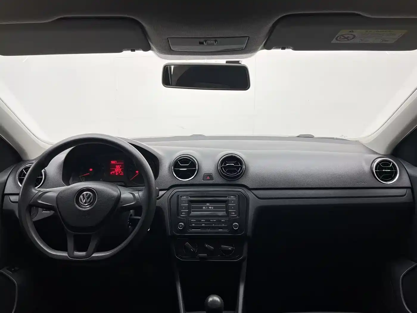 Volkswagen Jetta 2017 1.5L Manual Fashion фото 11