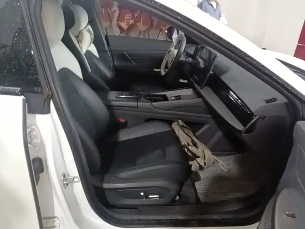 Dongfeng Yipai eπ007 2025 2024 Pure Electric 530Air Edition