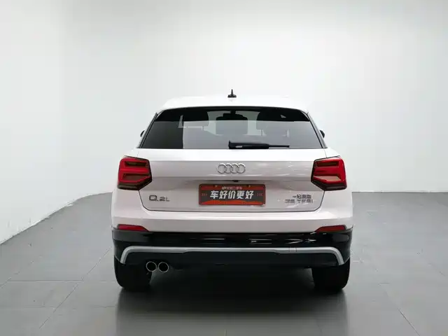 Audi Q2L 2020 35 TFSI Fashion Dynamic Model — фото 4