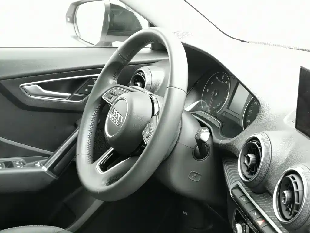 Audi Q2L, миниатюра 22