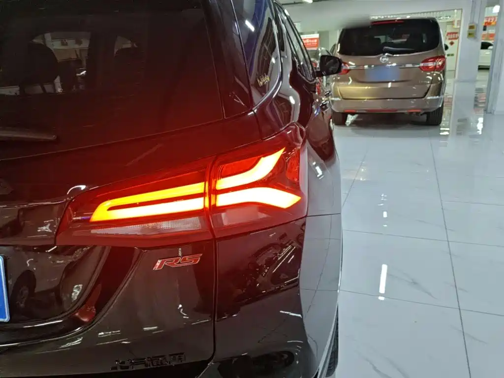 Chevrolet Equinox 2021 535T Yujie Edition фото 8
