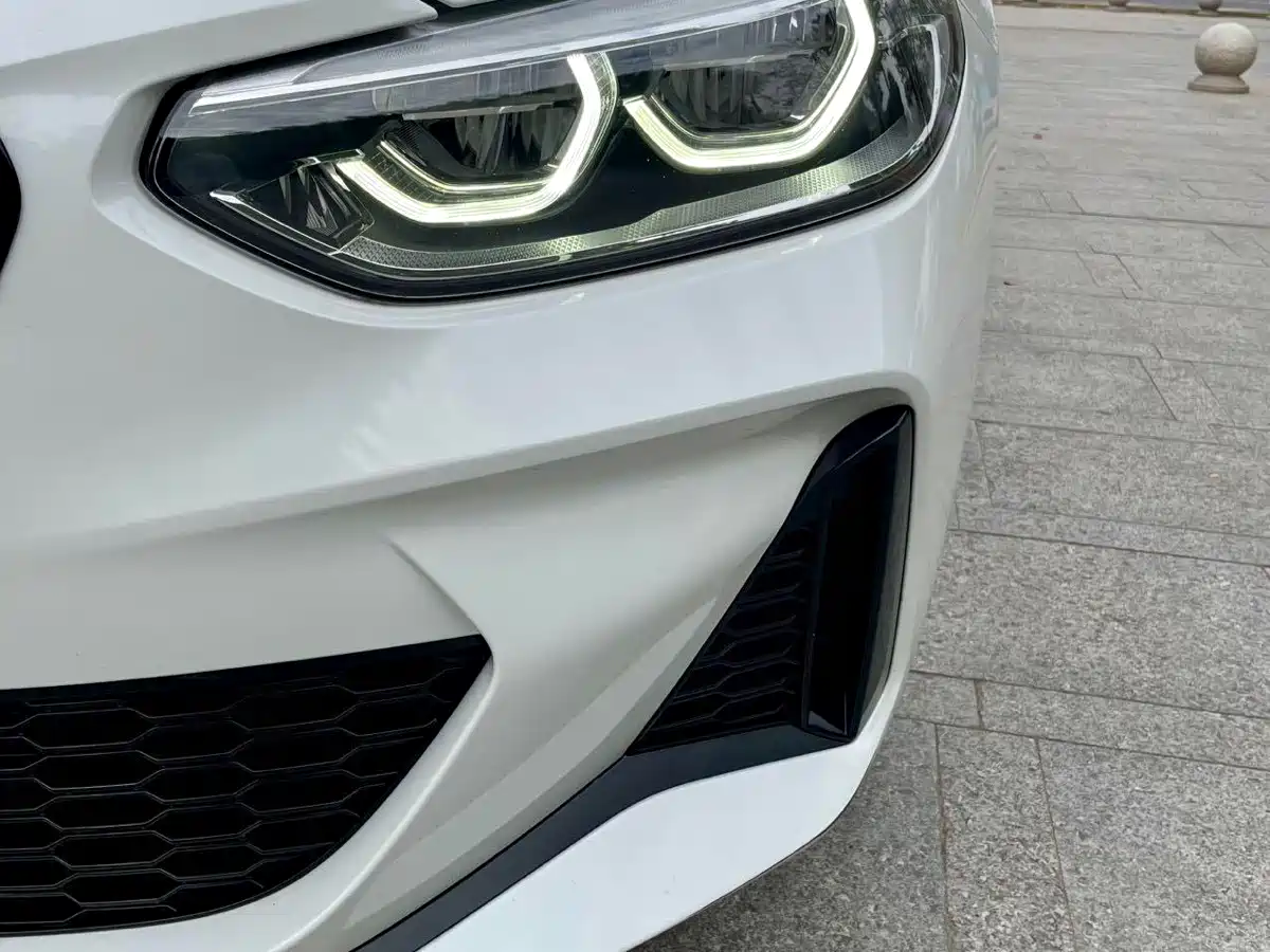 BMW 1 Series 2021 120i M Sport Shadow Edition фото 14