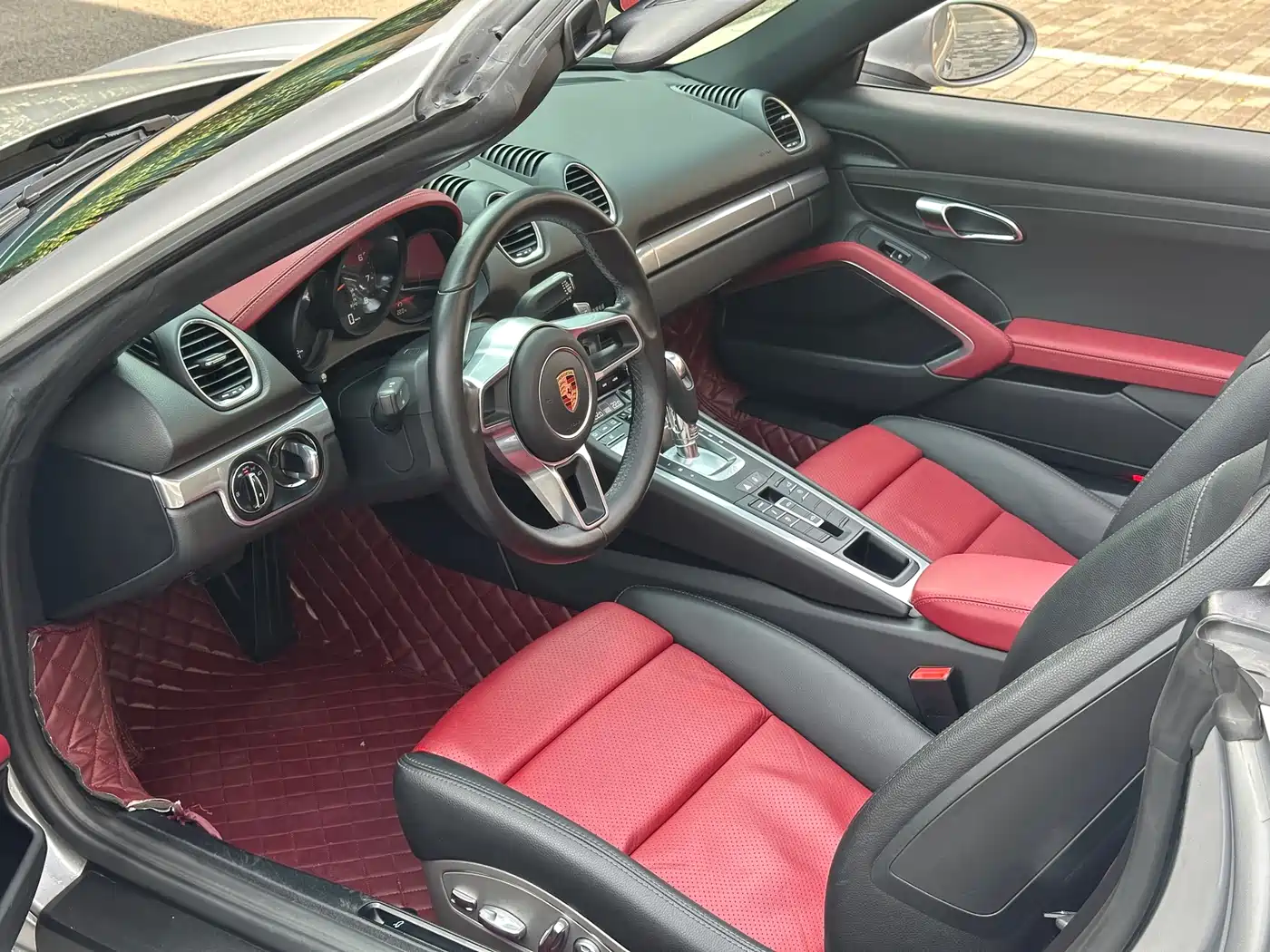 Porsche 718 2016 Boxster 2.0T фото 7