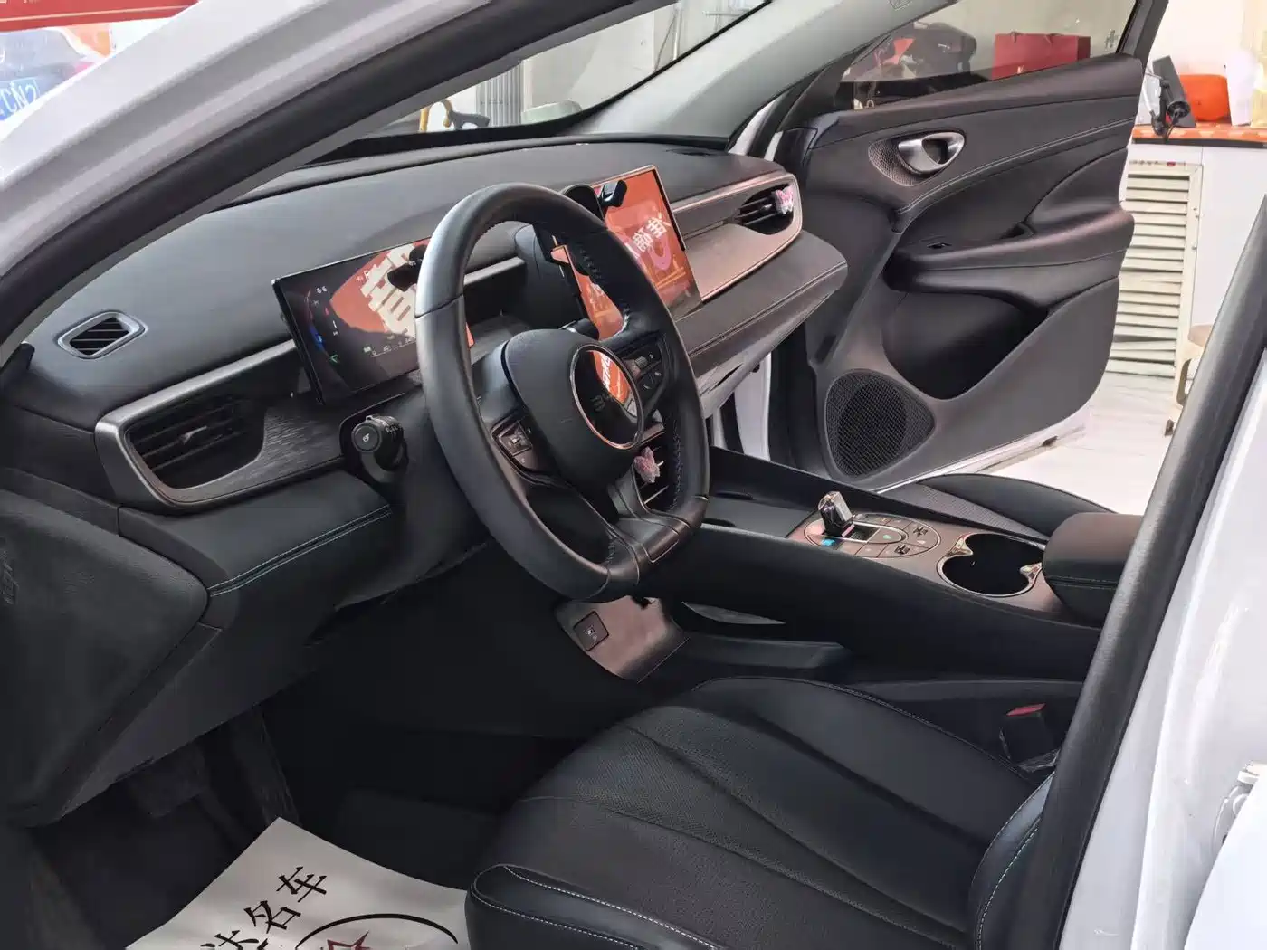 BYD Hai Bao 05 DM-i 2025 DM-i Smart Drive Edition 55KM Luxury фото 4