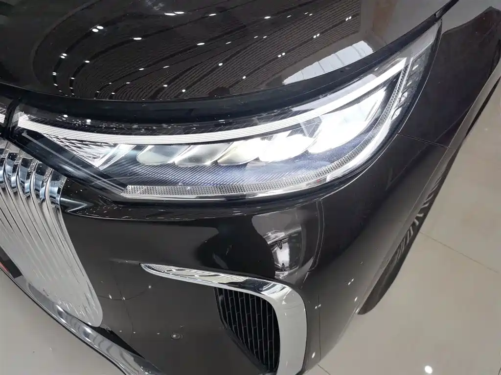 Voyah Auto Voyah Dreamer 2025 PHEV AWD Flagship Kunpeng Edition фото 24