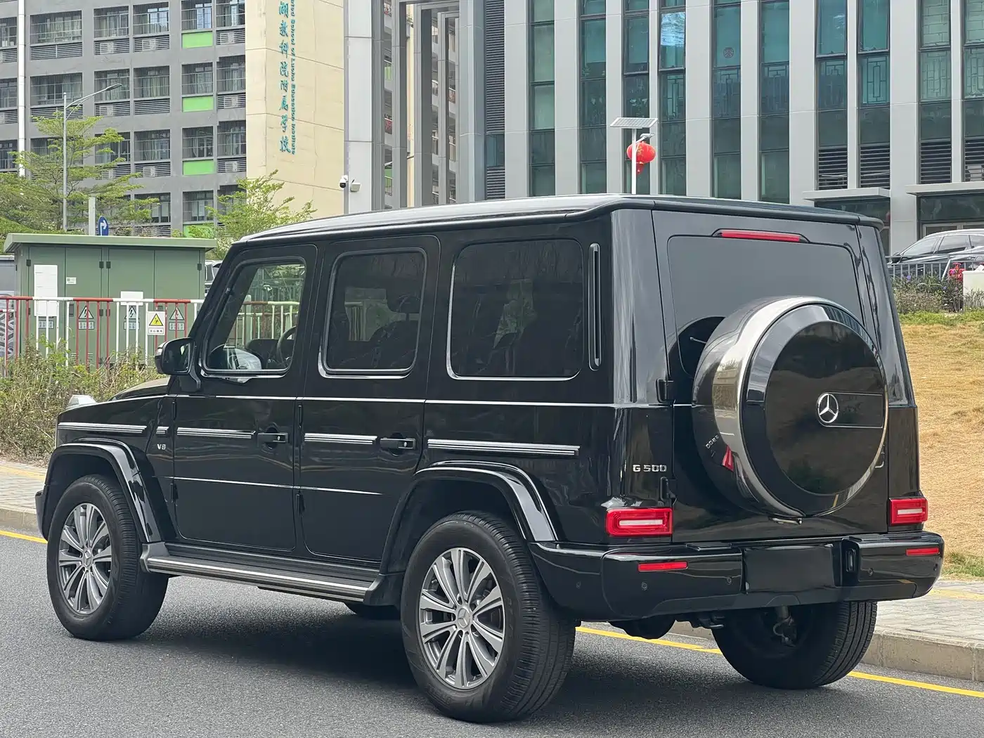Mercedes-Benz G-Class 2024 G 500 фото 16