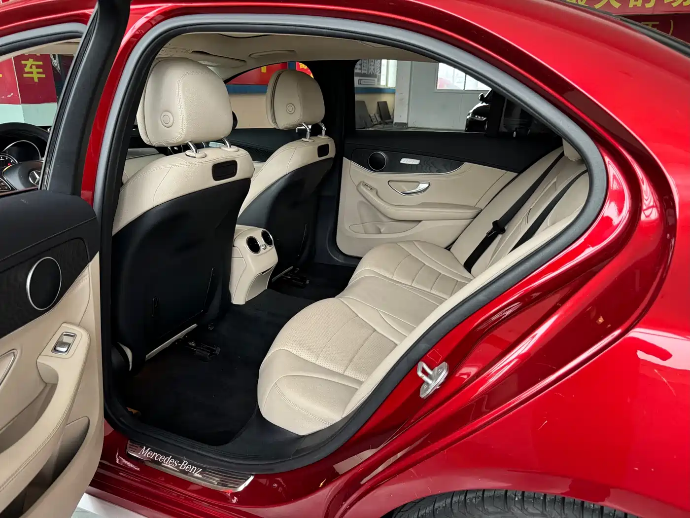 Mercedes-Benz C-Class 2016 C 200 L Sport фото 7