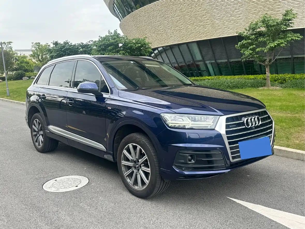 Audi Q7 2019 55 TFSI Premium фото 3
