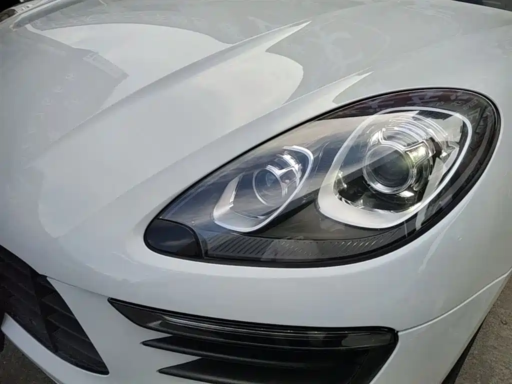 Porsche Macan 2017 Macan 2.0T фото 24
